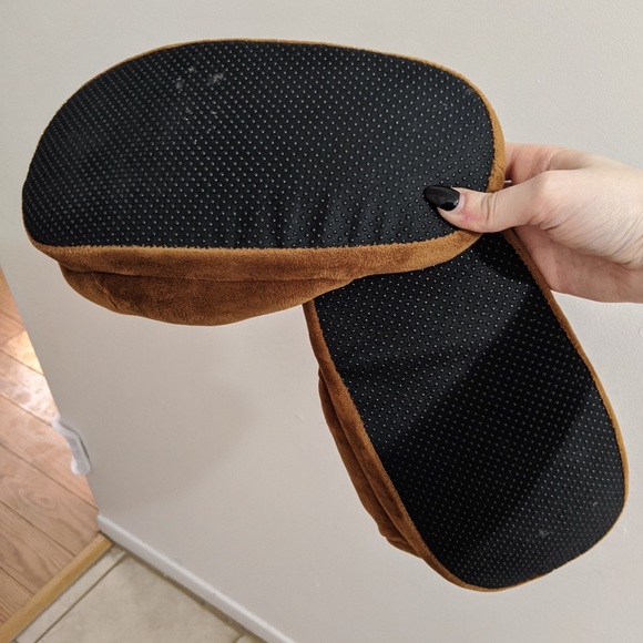 🎁 Poop Emoji Slippers 💩 - Picture 4 of 4